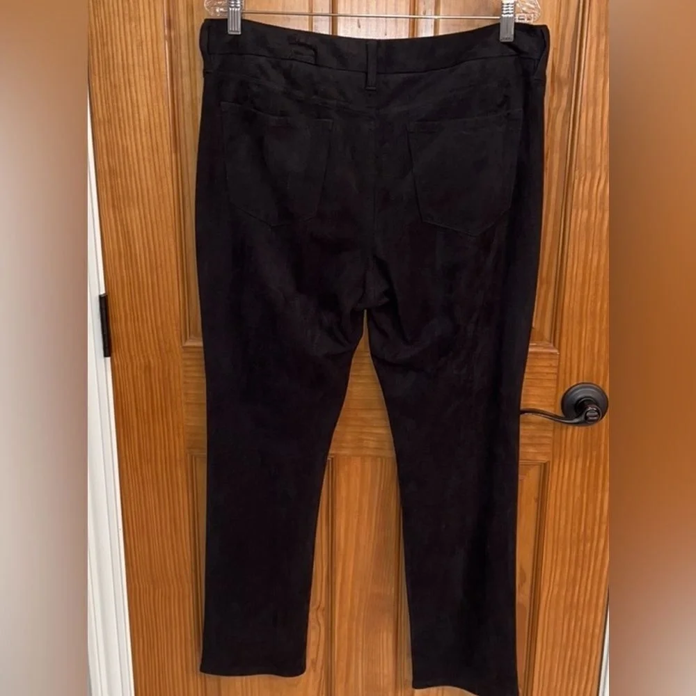 NYDJ SUEDE LIKE BLACK PANTS/ LEGGINGS,‎ SIZE 14P